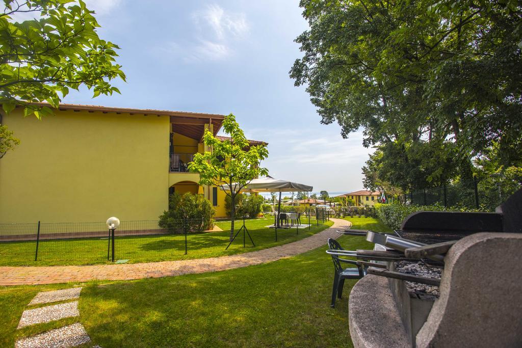 Residence Karina Moniga del Garda Exteriér fotografie