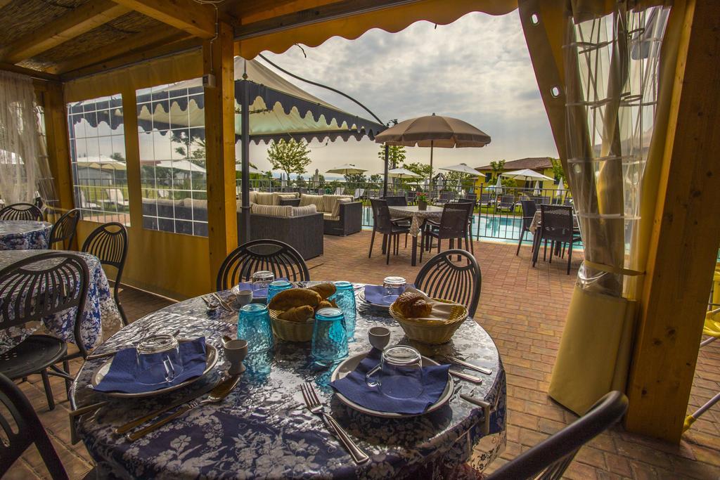 Residence Karina Moniga del Garda Exteriér fotografie
