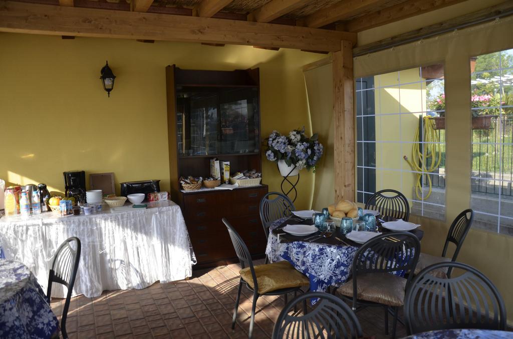 Residence Karina Moniga del Garda Exteriér fotografie