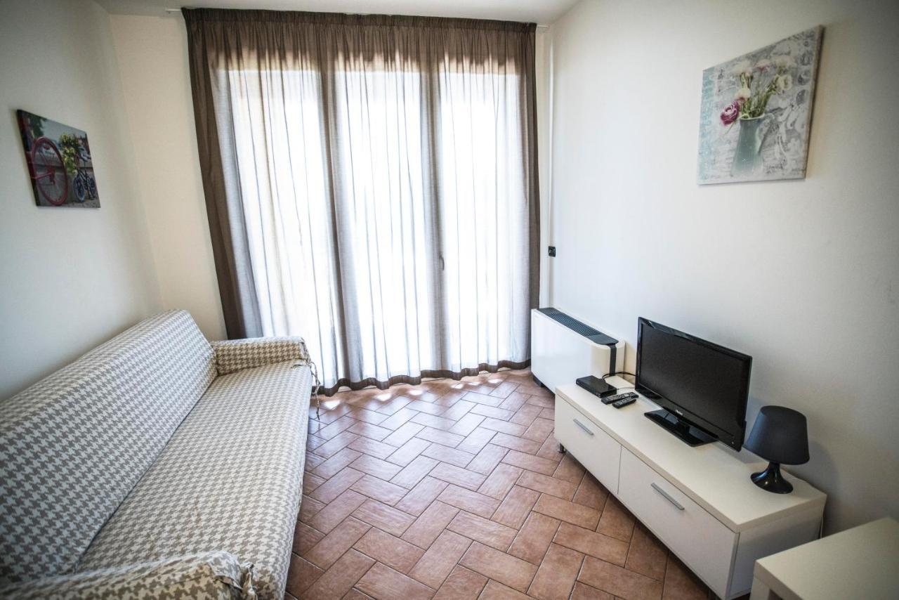 Residence Karina Moniga del Garda Exteriér fotografie